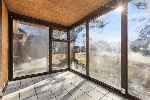 51 Himoor Cir, Randolph, MA 02368