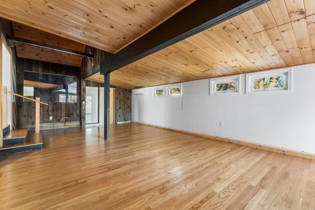 51 Himoor Cir, Randolph, MA 02368