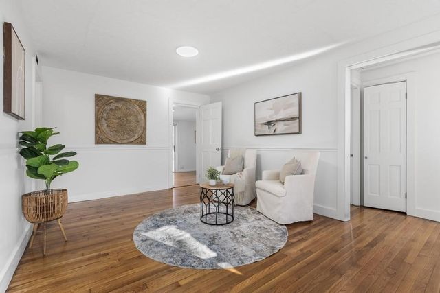 51 Himoor Cir, Randolph, MA 02368