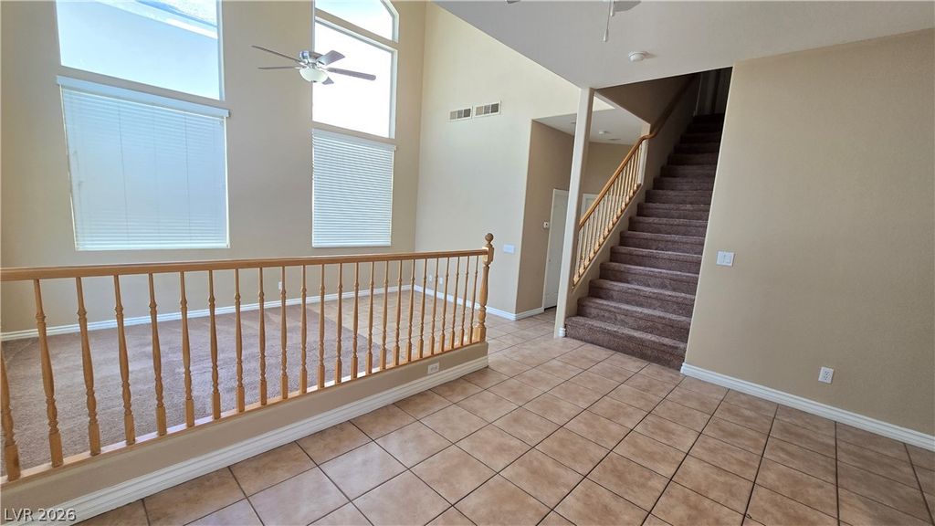 Image 9 of property listing at 10403 Adams Chase Street, Las Vegas, NV 89183