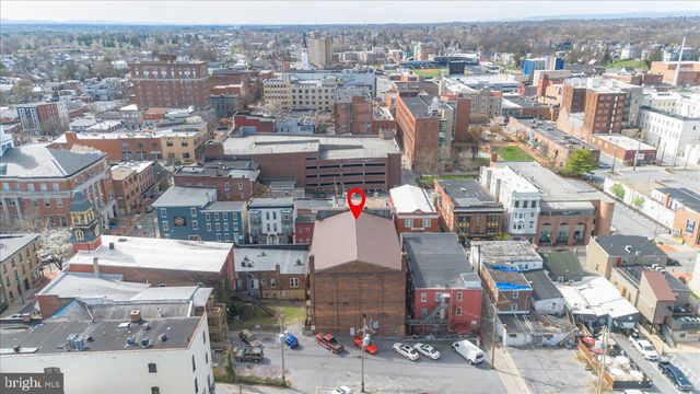 16 W FRANKLIN ST, Hagerstown, MD 21740