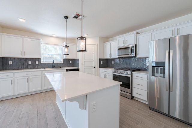 2104 Redding Way, Atwater, CA 95301