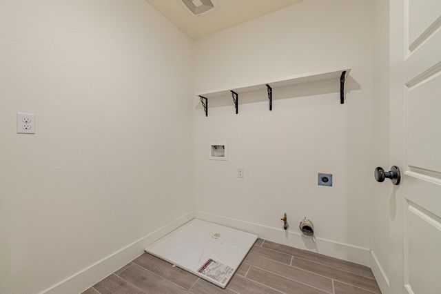 2104 Redding Way, Atwater, CA 95301