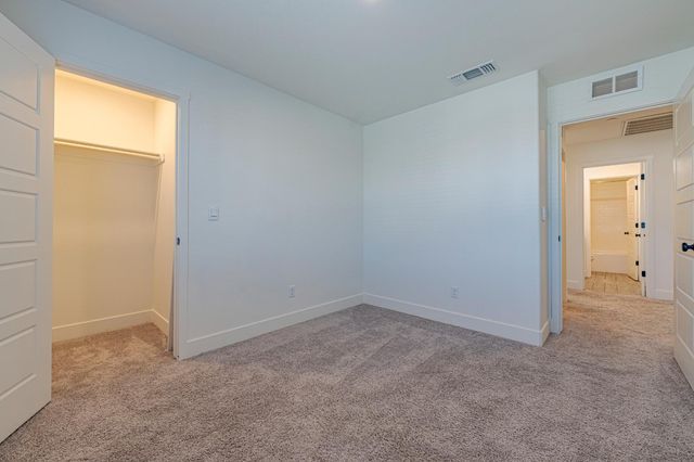 2104 Redding Way, Atwater, CA 95301