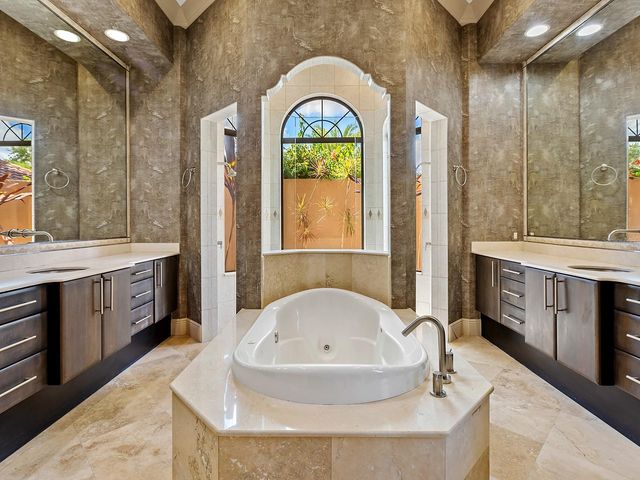 12625 DEACONS PLACE, Lakewood Ranch, FL 34202
