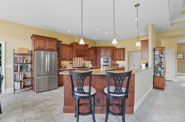 2178 Annandale Place, Beavercreek Twp, OH 45385