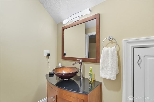 2178 Annandale Place, Beavercreek Twp, OH 45385