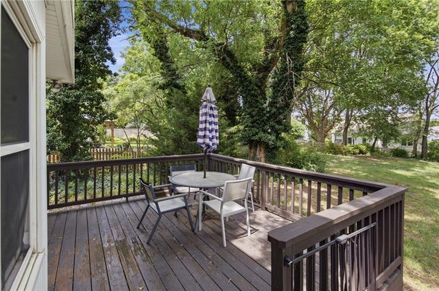11500 W 116th Street, Overland Park, KS 66210