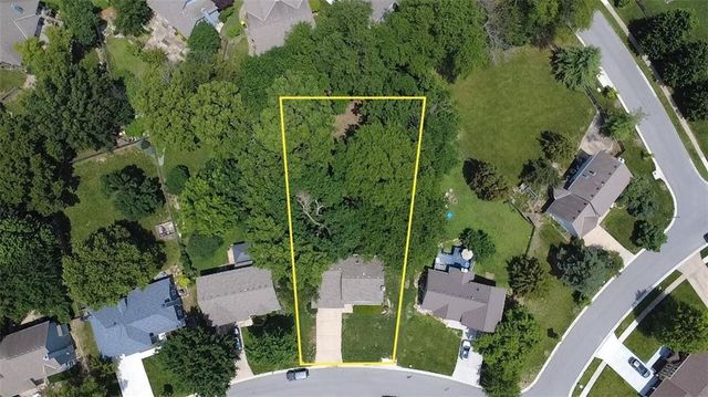 11500 W 116th Street, Overland Park, KS 66210