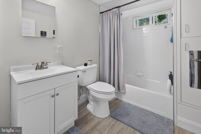 24 PEACHFIELD LN, Willingboro, NJ 08046