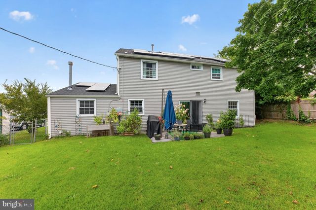 24 PEACHFIELD LN, Willingboro, NJ 08046