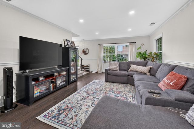 24 PEACHFIELD LN, Willingboro, NJ 08046
