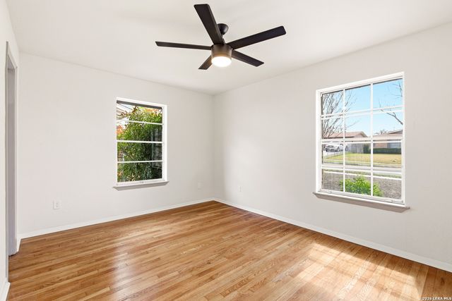 4419 Bikini, San Antonio, TX 78218