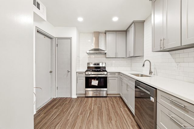 4419 Bikini, San Antonio, TX 78218