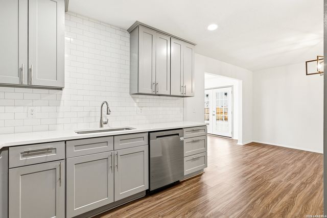 4419 Bikini, San Antonio, TX 78218