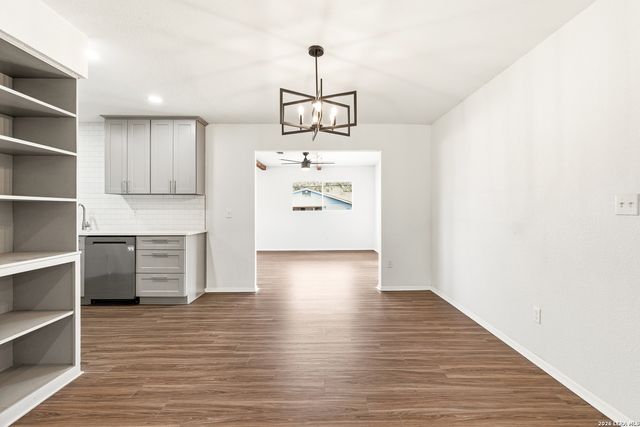 4419 Bikini, San Antonio, TX 78218