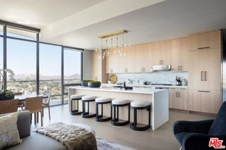 1755 Argyle Avenue PH8, Los Angeles, CA 90028