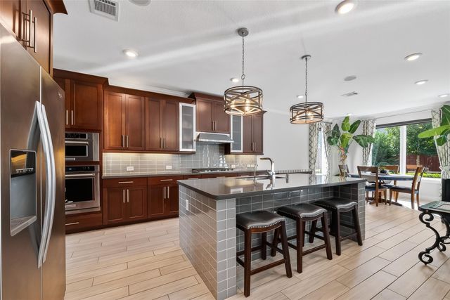 51 Scepter Ridge, Sugar Land, TX 77498