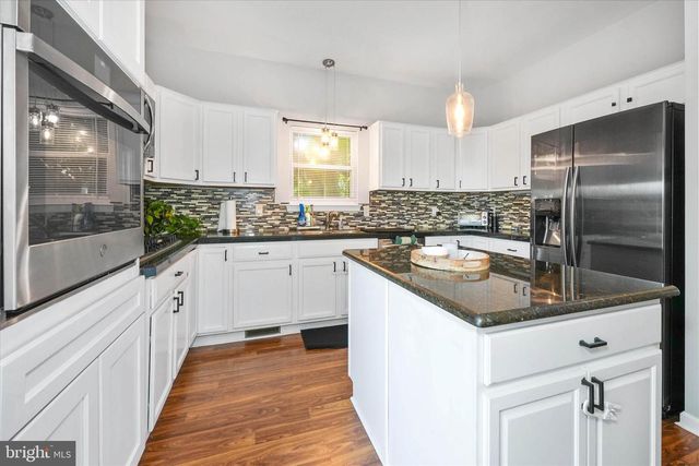 29 W LAKE ST, Middletown, DE 19709