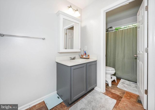 29 W LAKE ST, Middletown, DE 19709