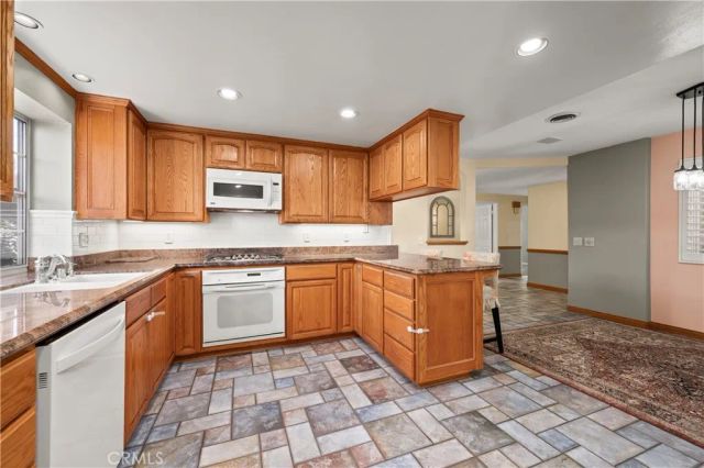 3080 W Glen Holly Drive, Anaheim, CA 92804