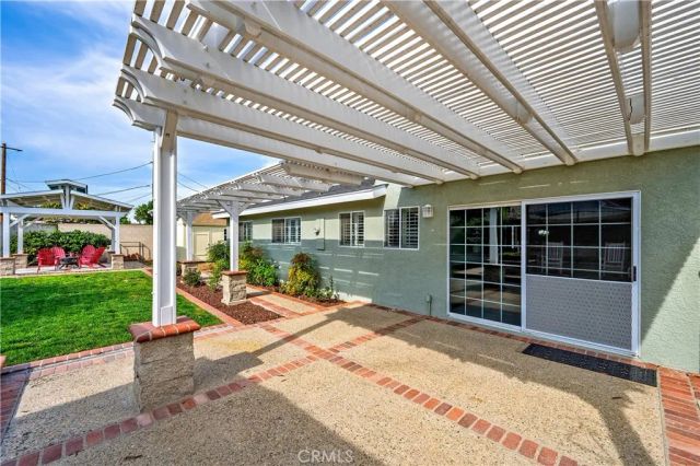 3080 W Glen Holly Drive, Anaheim, CA 92804