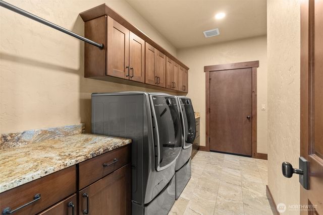 140 Saley Lane, Centralia, WA 98531