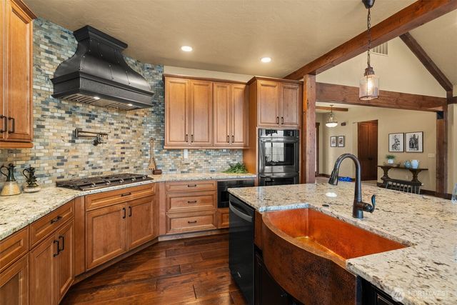 140 Saley Lane, Centralia, WA 98531