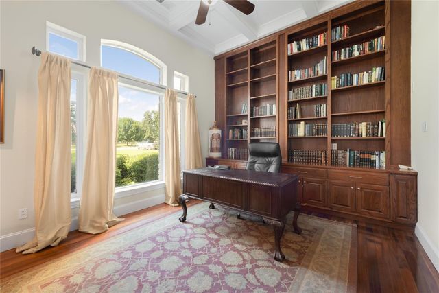 6204 Toscana Circle, Fort Worth, TX 76140