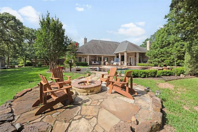 6204 Toscana Circle, Fort Worth, TX 76140