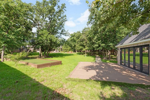 6204 Toscana Circle, Fort Worth, TX 76140