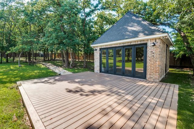 6204 Toscana Circle, Fort Worth, TX 76140