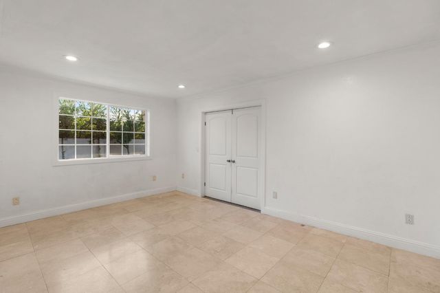 14125 Ward Ave, Patterson, CA 95363