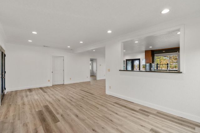 14125 Ward Ave, Patterson, CA 95363