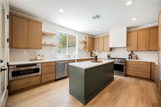 9369 Thunder Basin Avenue, Las Vegas, NV 89149