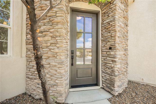 9369 Thunder Basin Avenue, Las Vegas, NV 89149