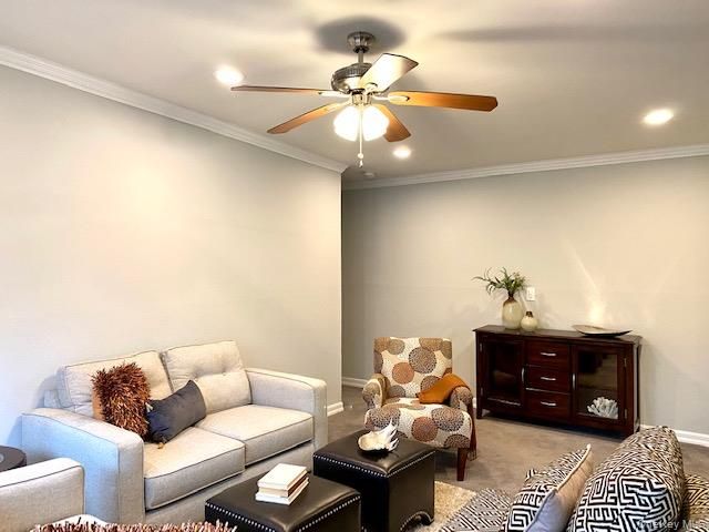 582 New Highway 7-1A, Hauppauge, NY 11788