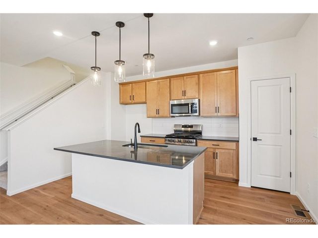 300 NightHawk St, Erie, CO 80516