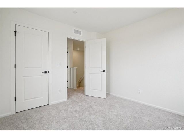 300 NightHawk St, Erie, CO 80516