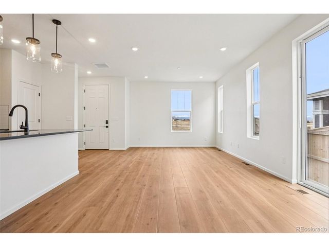 300 NightHawk St, Erie, CO 80516