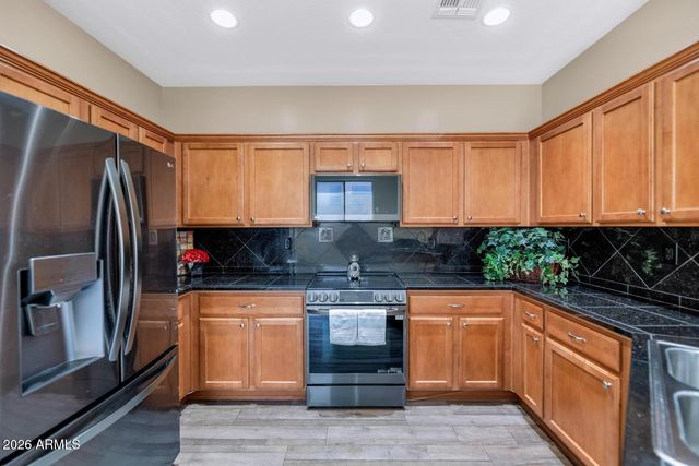 39512 N PRAIRIE Lane, Anthem, AZ 85086