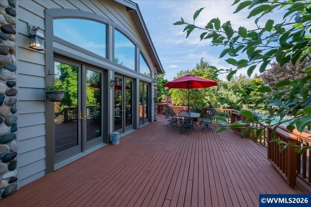 29700 SW Mountain Rd, West Linn, OR 97068