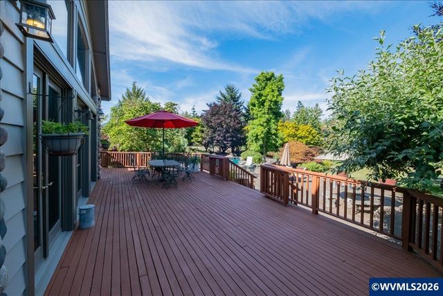29700 SW Mountain Rd, West Linn, OR 97068