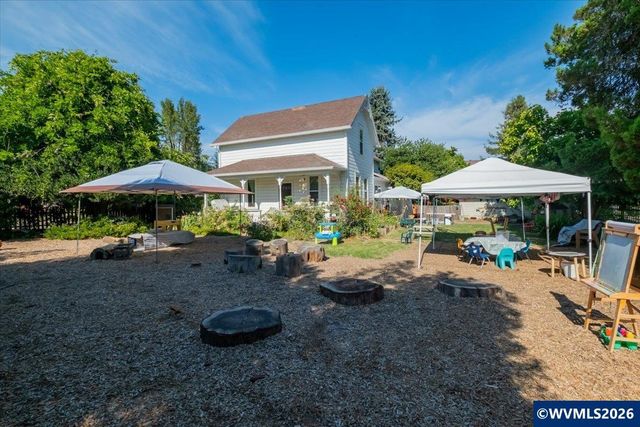 29700 SW Mountain Rd, West Linn, OR 97068