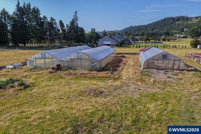 29700 SW Mountain Rd, West Linn, OR 97068
