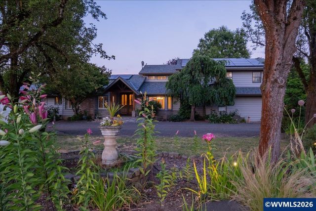 29700 SW Mountain Rd, West Linn, OR 97068