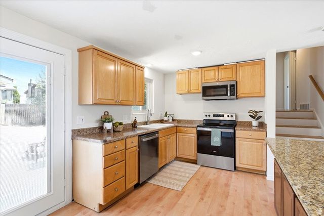 5826 S VILLAGE WAY, South Ogden, UT 84403