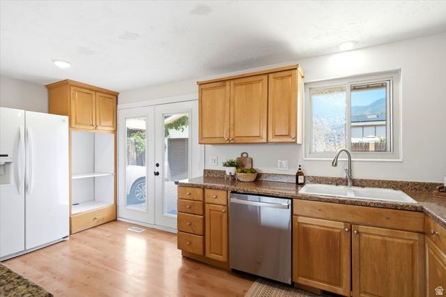 5826 S VILLAGE WAY, South Ogden, UT 84403