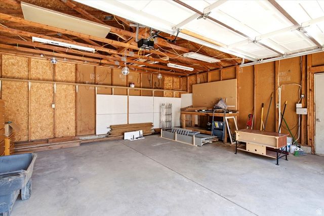 5826 S VILLAGE WAY, South Ogden, UT 84403