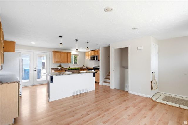 5826 S VILLAGE WAY, South Ogden, UT 84403
